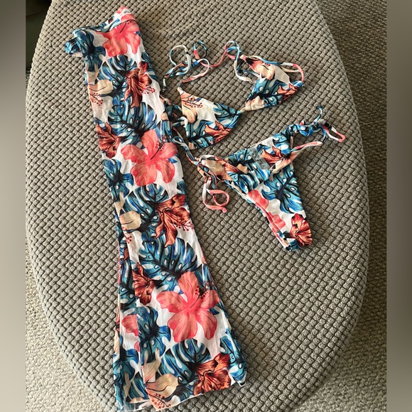 NWOT 3 Piece Bathing Suit - Picture 7 of 7